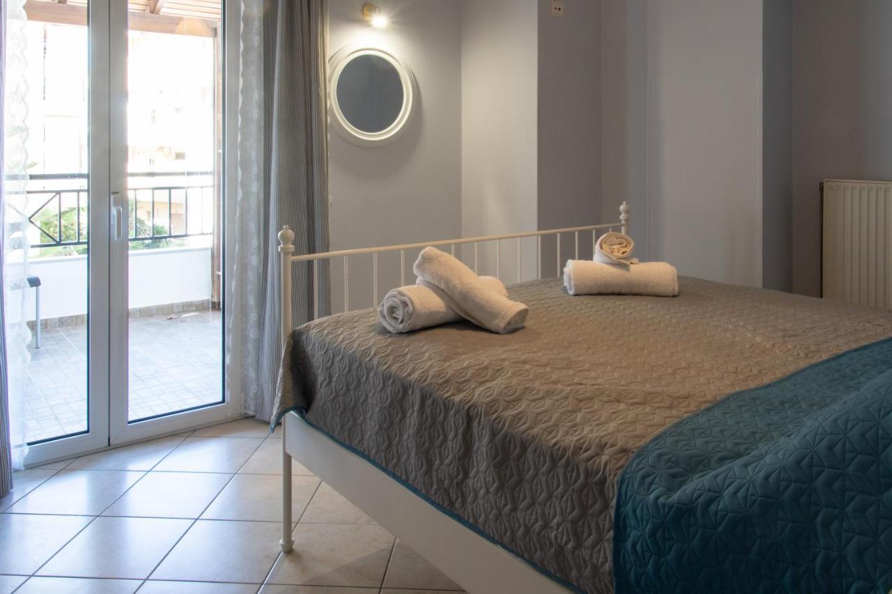 Phos * Heraklion